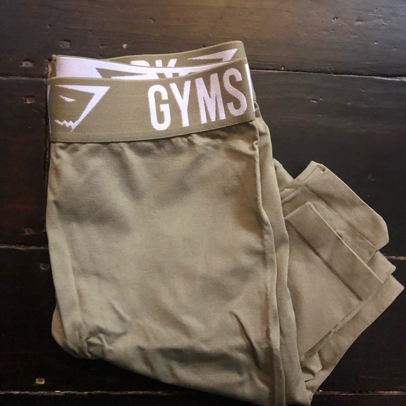 NWT Gymshark Fit Leggings - Picture 2 of 6